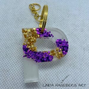Nøkkelring P - lilla og gull