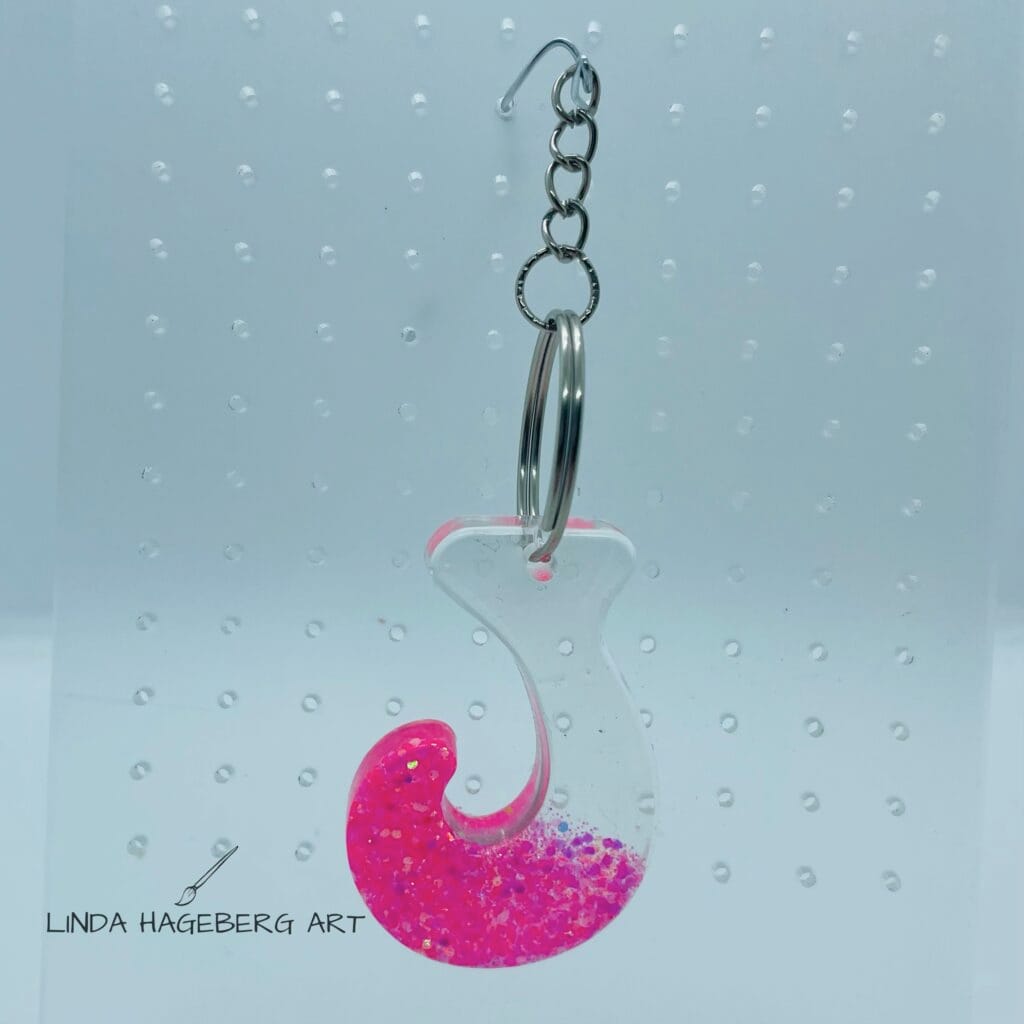 Nøkkelring J, neon rosa